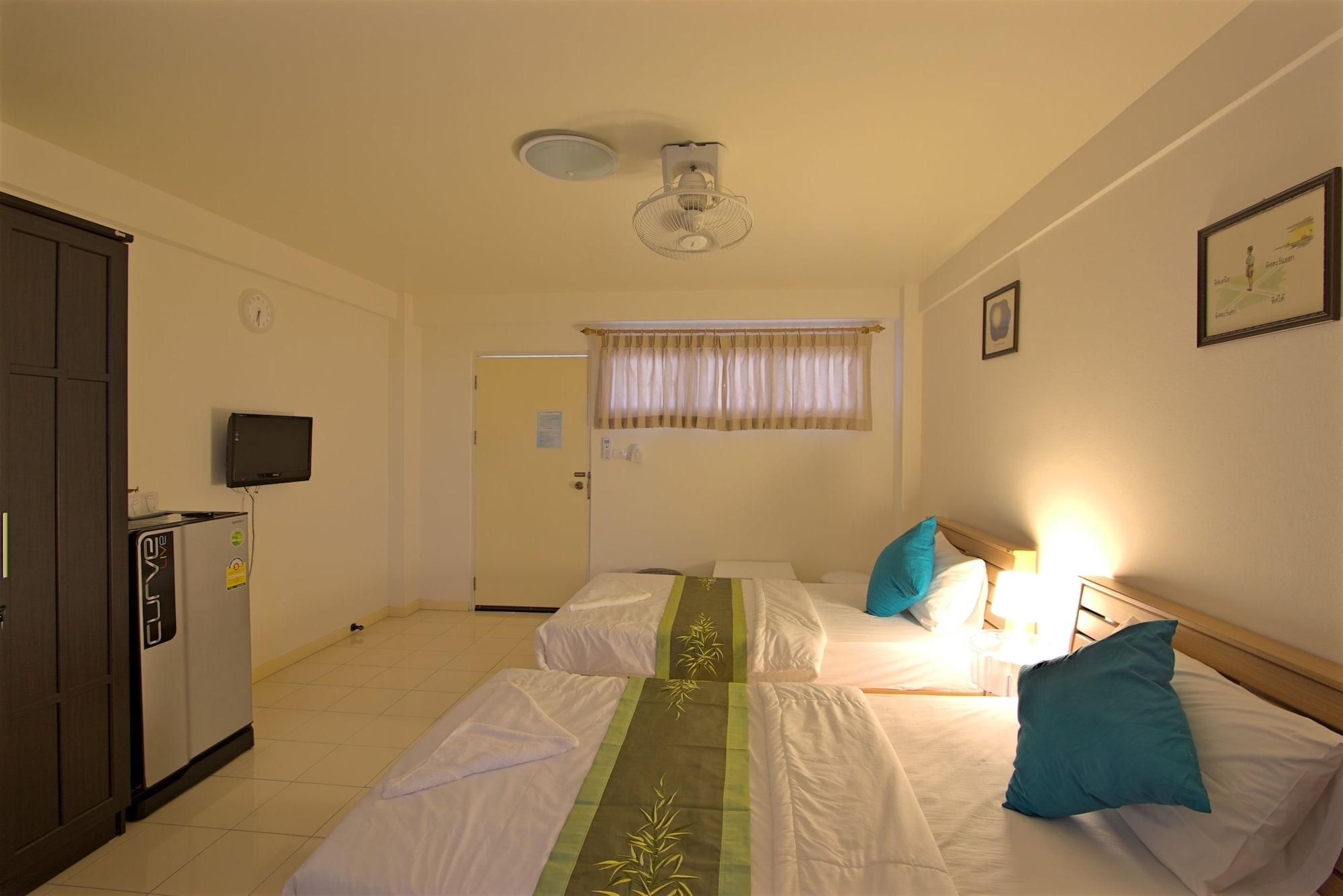 Charn Residence Bang Saen Ngoại thất bức ảnh