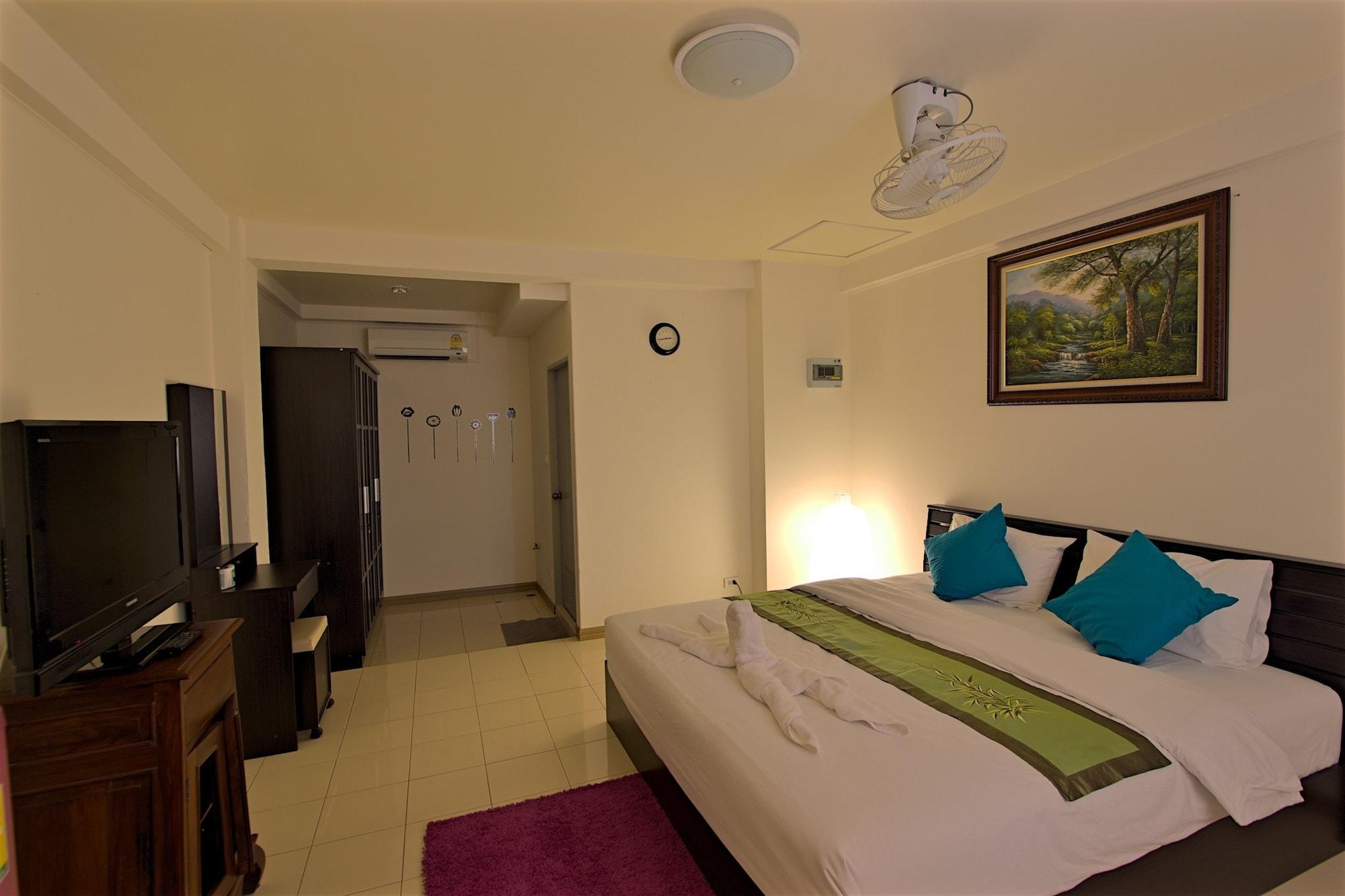 Charn Residence Bang Saen Ngoại thất bức ảnh