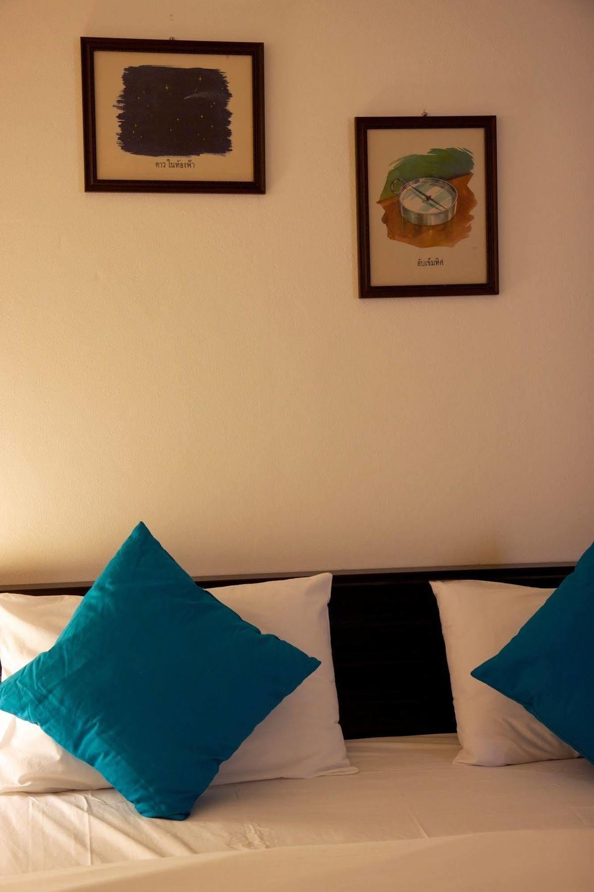 Charn Residence Bang Saen Ngoại thất bức ảnh